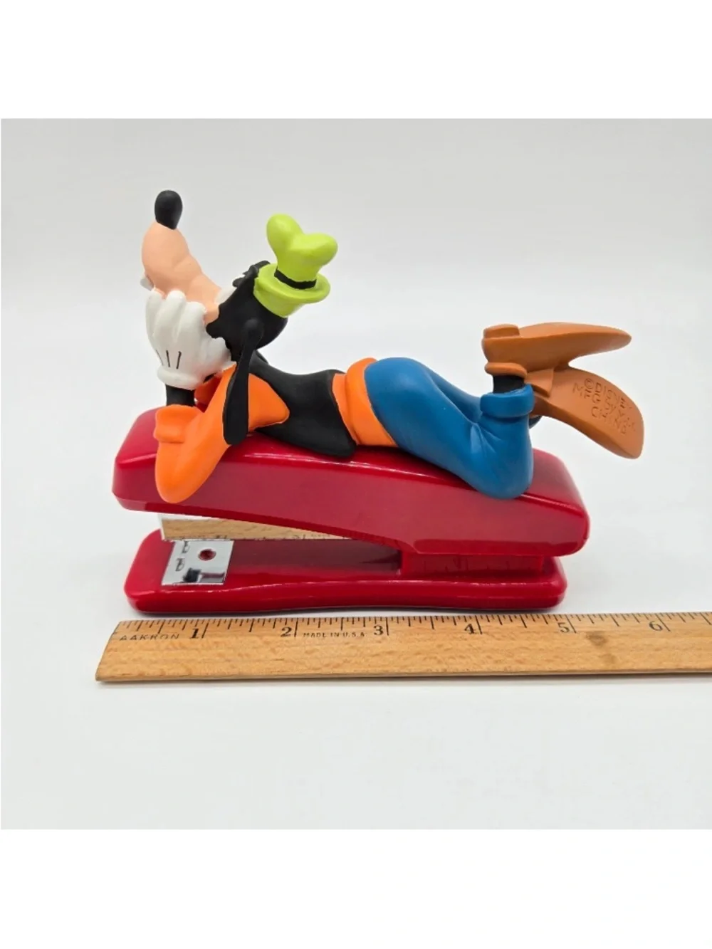 Goofy Stapler Red Novelty Office Desk Decor Walt Disney MII Vintage 90s Works - Picture 10 of 10